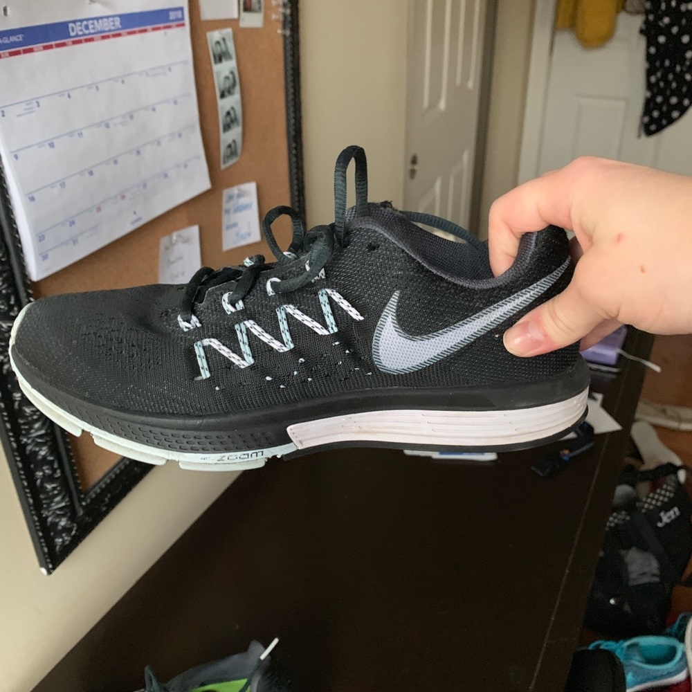 Nike women’s Vomero 10, size 8